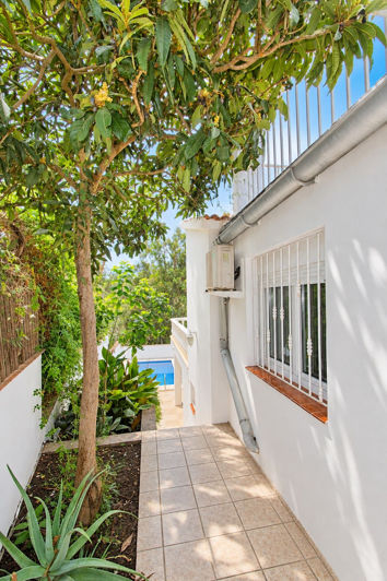 Image No.33-3 Bed Villa for sale