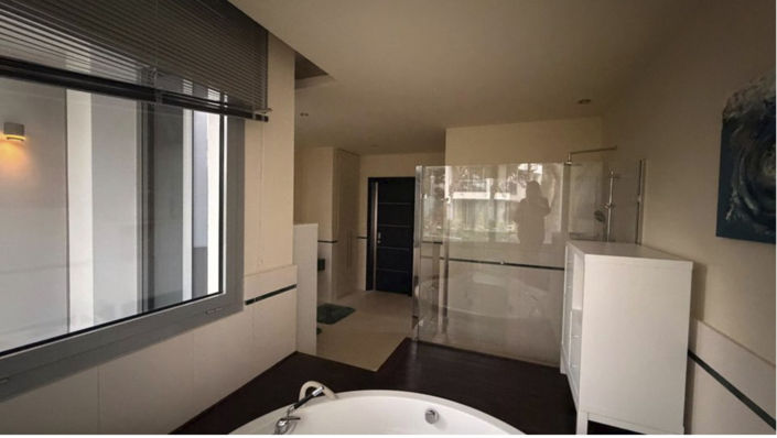 Image No.31-5 Bed Villa for sale