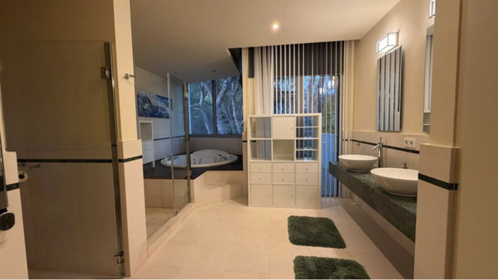 Image No.32-5 Bed Villa for sale