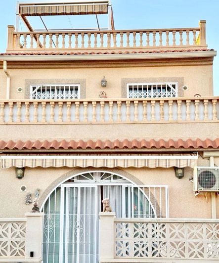 Image No.2-3 Bed Townhouse for sale