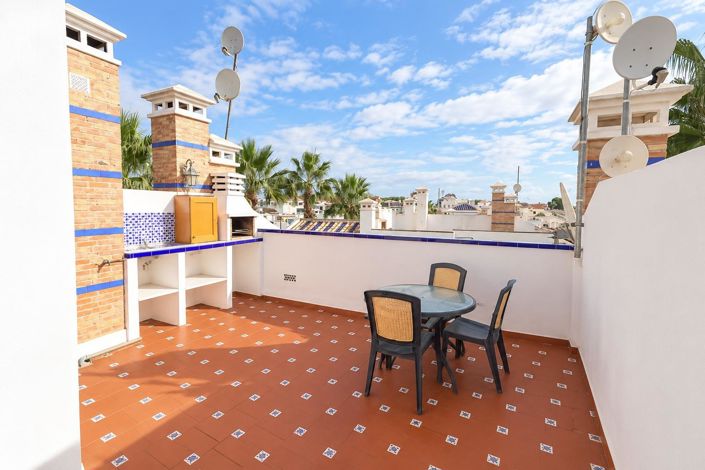Image No.16-2 Bed Apartment for sale