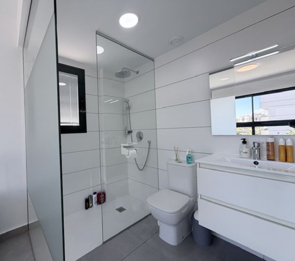 Image No.11-2 Bed Apartment for sale