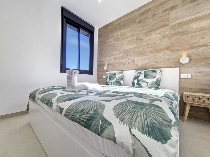 Image No.23-3 Bed Apartment for sale