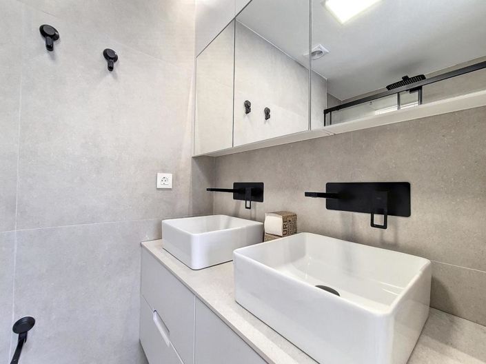 Image No.29-3 Bed Apartment for sale