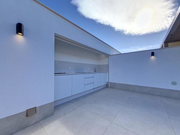 Image No.42-3 Bed Apartment for sale