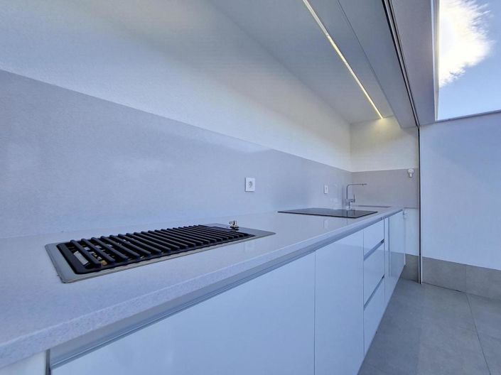Image No.43-3 Bed Apartment for sale