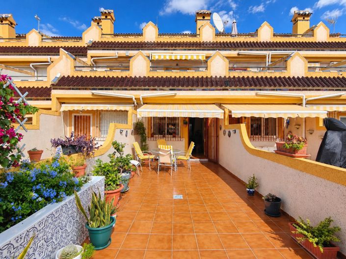 Image No.2-3 Bed Townhouse for sale