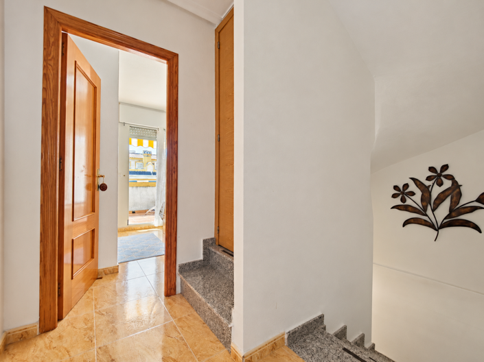 Image No.20-3 Bed Townhouse for sale
