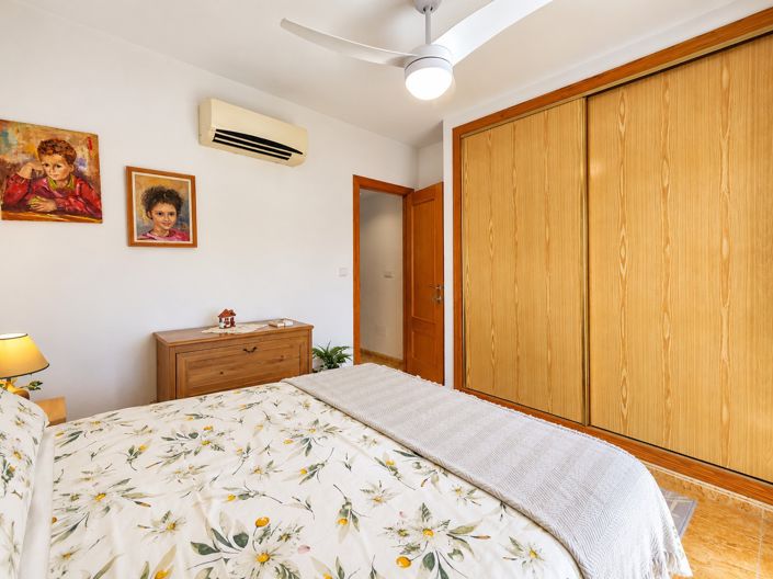 Image No.22-3 Bed Townhouse for sale