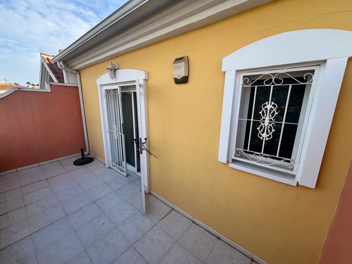 Image No.14-3 Bed House for sale
