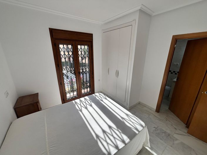 Image No.14-Appartement de 2 chambres à vendre