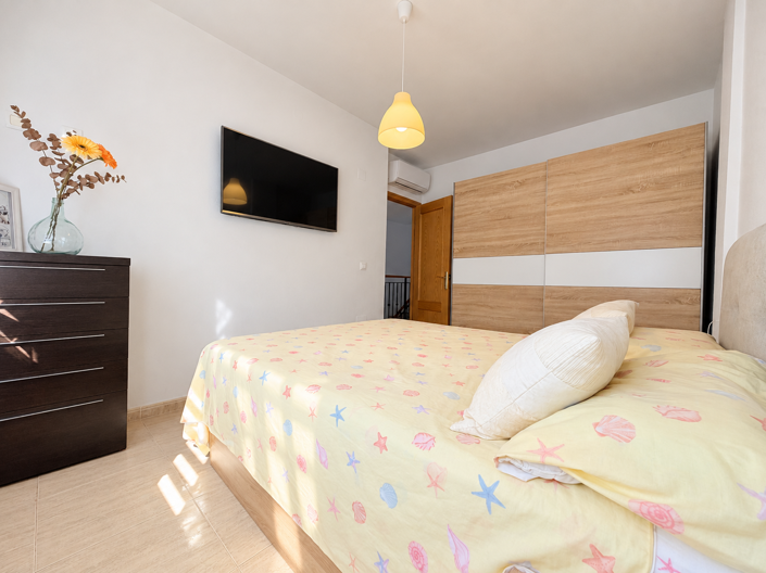 Image No.13-3 Bed Townhouse for sale