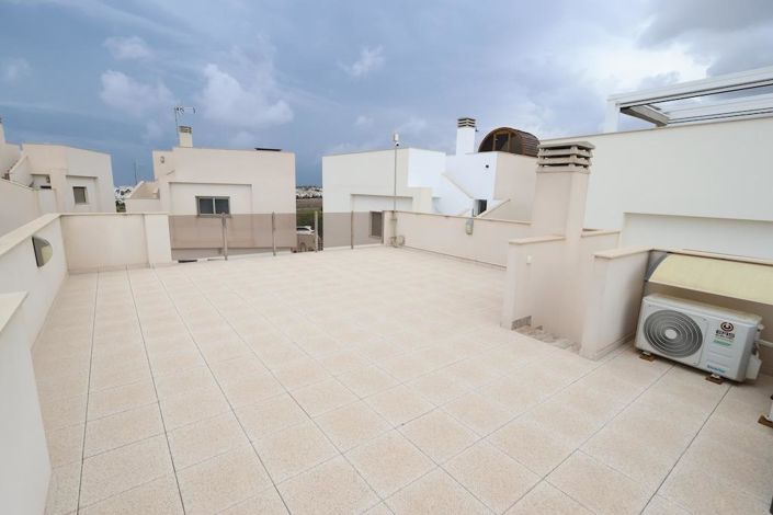 Image No.19-3 Bed Villa for sale