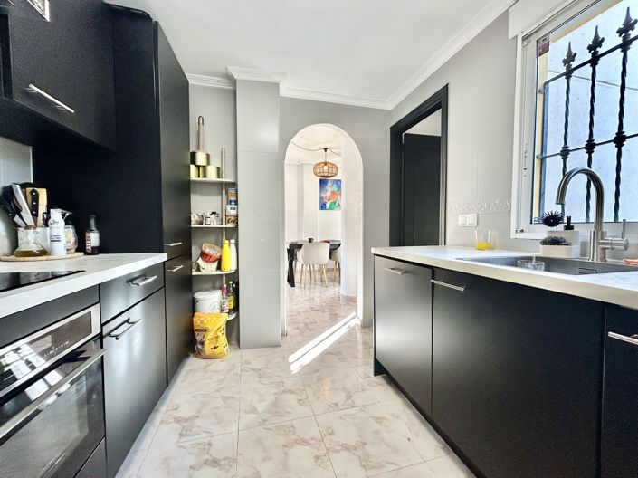 Image No.11-4 Bed Villa for sale