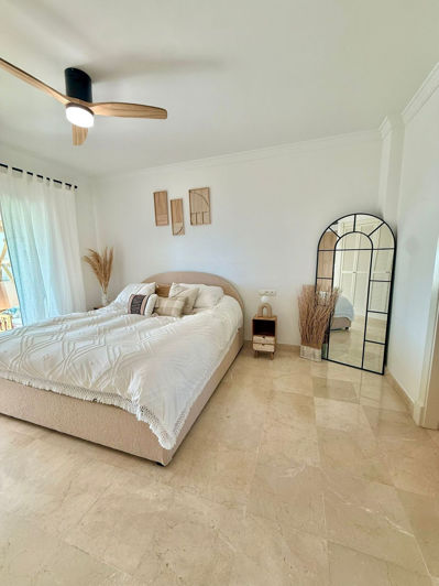 Image No.18-3 Bed Villa for sale