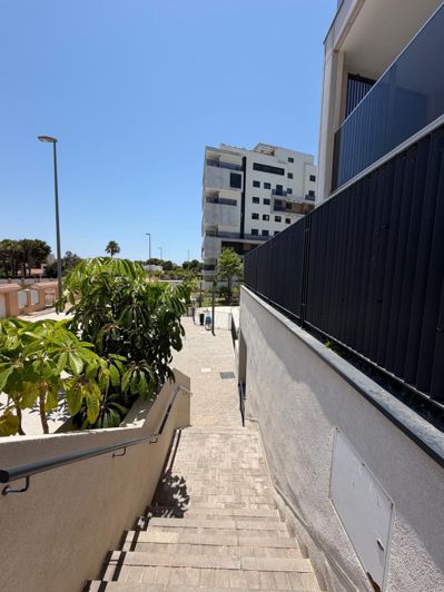 Image No.28-2 Bed Apartment for sale