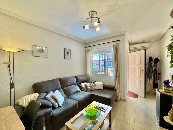 Image No.20-2 Bed Apartment for sale