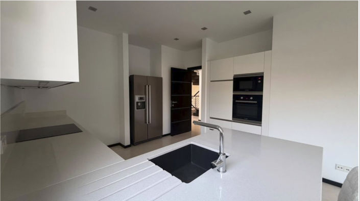 Image No.7-4 Bed Villa for sale