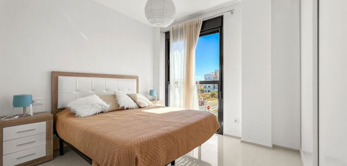 Image No.26-3 Bed Apartment for sale