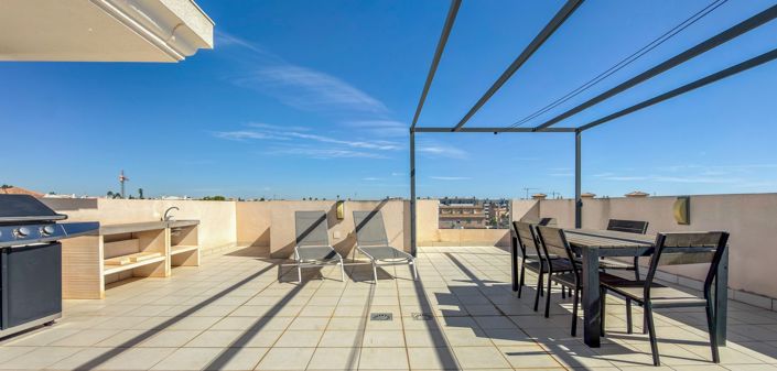 Image No.31-3 Bed Apartment for sale