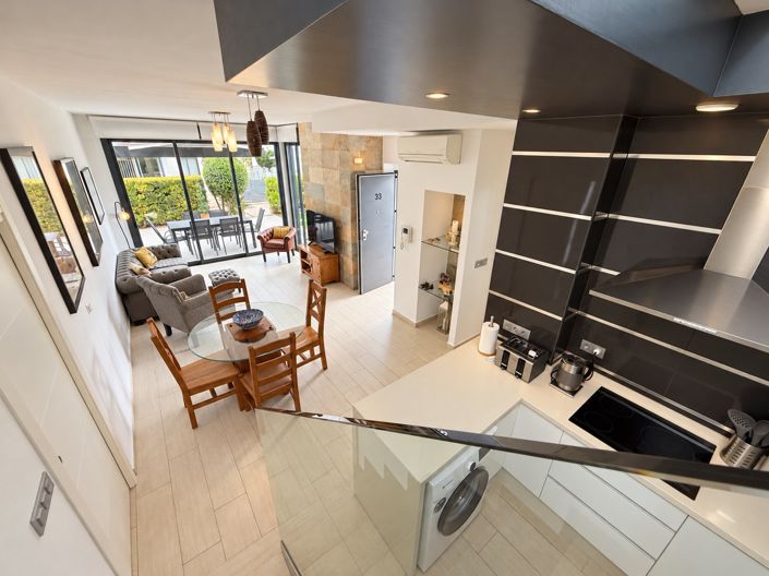 Image No.17-3 Bed Apartment for sale