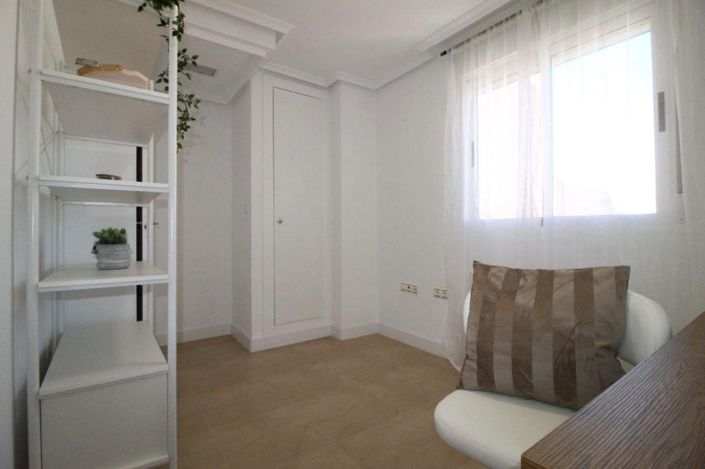 Image No.13-3 Bed Apartment for sale