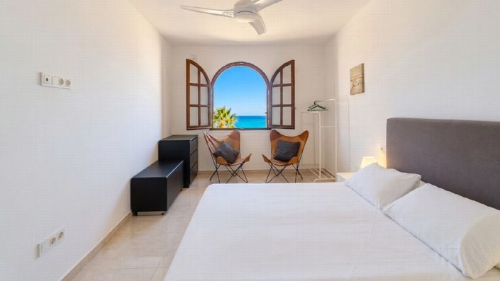 Image No.18-3 Bed Apartment for sale
