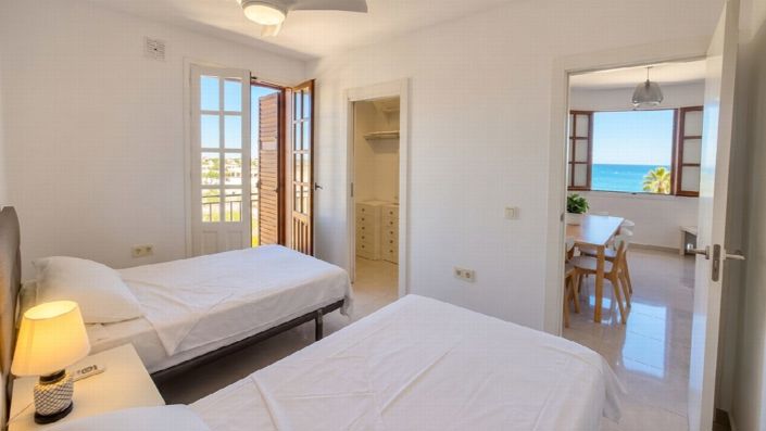 Image No.22-3 Bed Apartment for sale