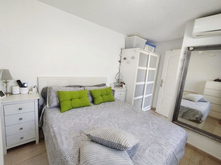 Image No.12-3 Bed House for sale