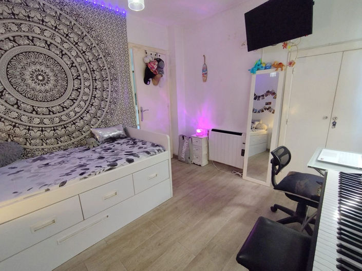 Image No.17-3 Bed House for sale