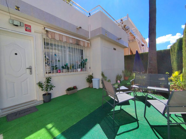 Image No.3-3 Bed House for sale