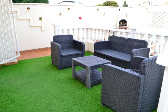 Image No.11-3 Bed House for sale