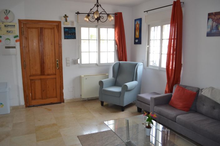 Image No.17-3 Bed House for sale