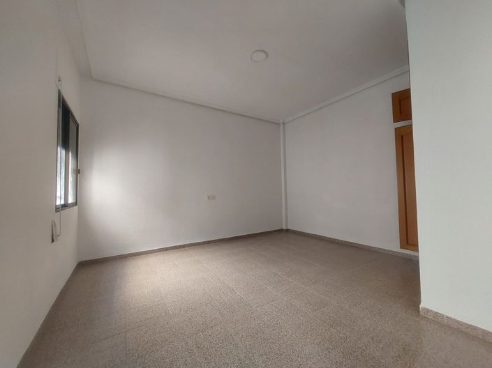 Image No.9-Casa adosada con 4 dormitorios en venta