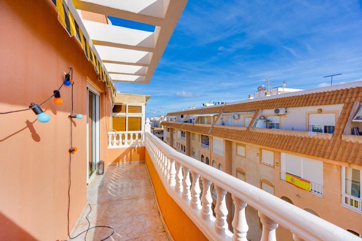 Image No.10-1 Bed Apartment for sale
