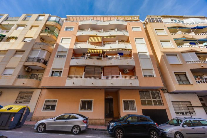 Image No.17-1 Bed Apartment for sale