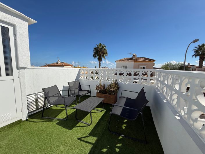 Image No.22-3 Bed Villa for sale
