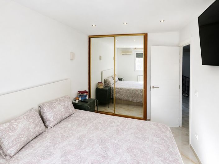 Image No.6-3 Bed Townhouse for sale