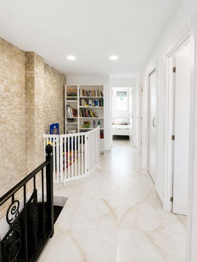 Image No.8-3 Bed Townhouse for sale