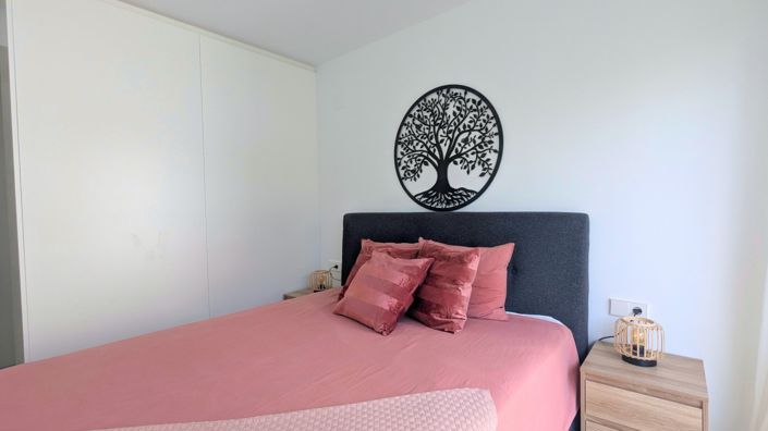 Image No.19-2 Bed Apartment for sale