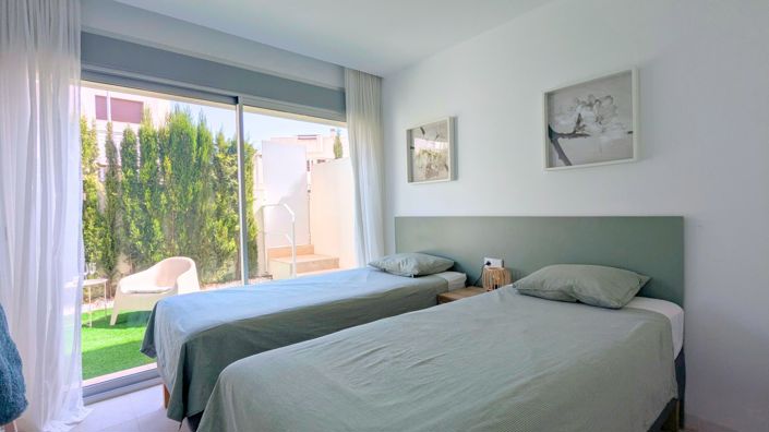 Image No.22-2 Bed Apartment for sale