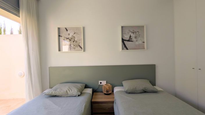 Image No.23-2 Bed Apartment for sale