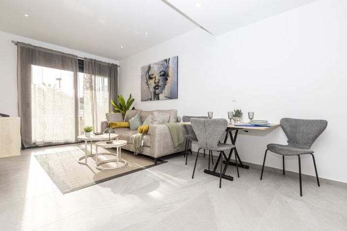 Image No.20-2 Bed Apartment for sale