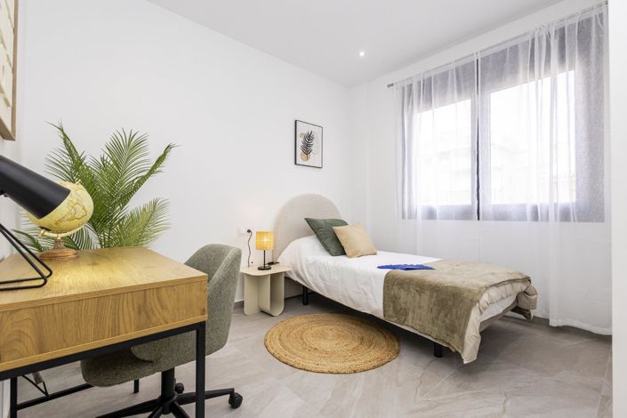 Image No.30-2 Bed Apartment for sale