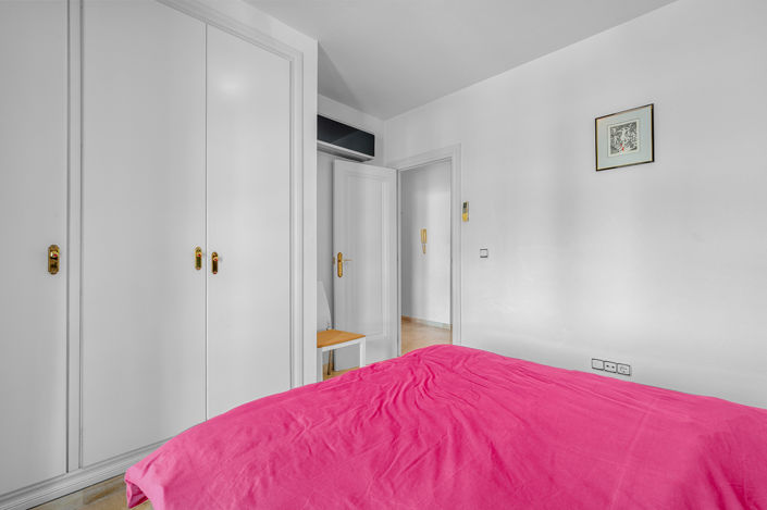 Image No.10-3 Bed Apartment for sale