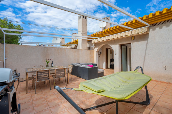 Image No.21-3 Bed Apartment for sale