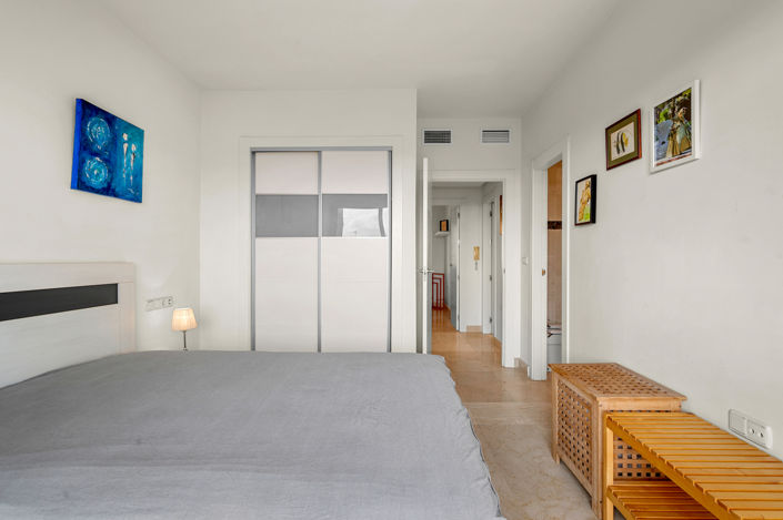 Image No.13-2 Bed Townhouse for sale