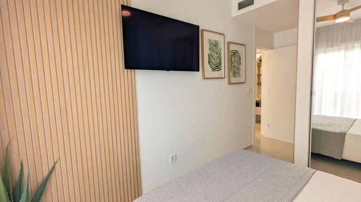 Image No.32-2 Bed Apartment for sale