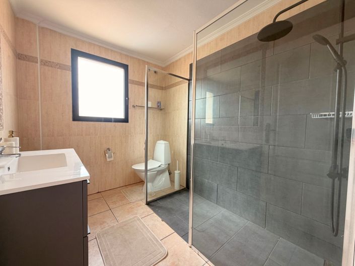 Image No.28-4 Bed Villa for sale