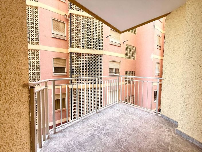 Image No.16-2 Bed Apartment for sale